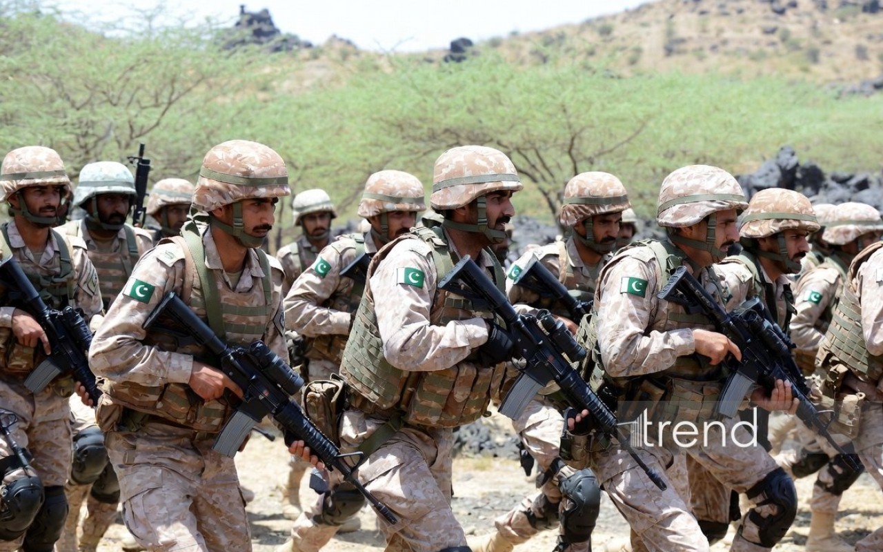 Pakistan Səudiyyə Ərəbistanına 40 minə yaxın hərbçi göndərdi