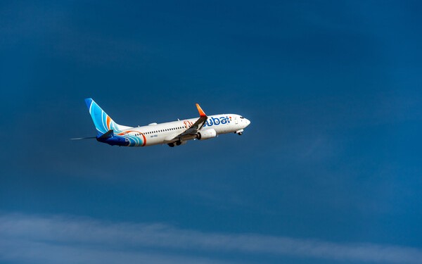 “Flydubai” pilotu təyyarəni terminala çırpmağı planlaşdırıb