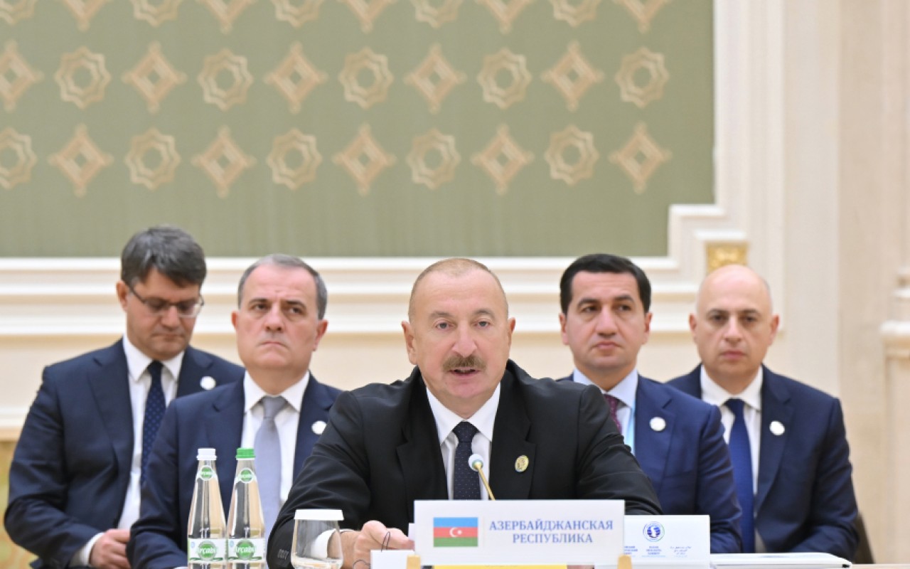 İlham Əliyev Xəzər Ekoloji Sammitində çıxış etdi - FOTOLAR (YENİLƏNİB)