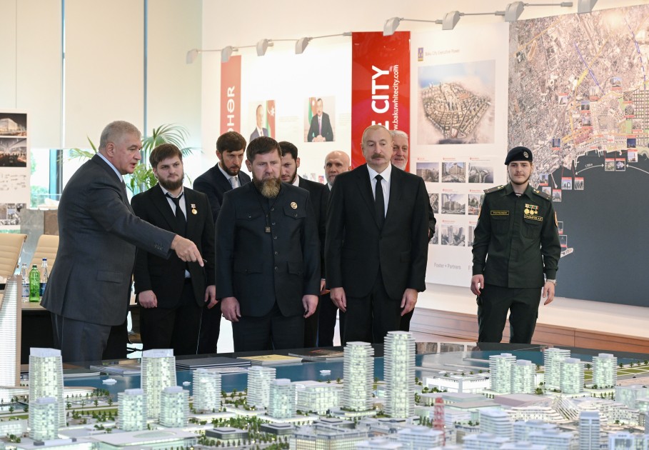 İlham Əliyev və Ramzan Kadırov “Bakı Ağ Şəhər”də olublar - FOTOLAR
