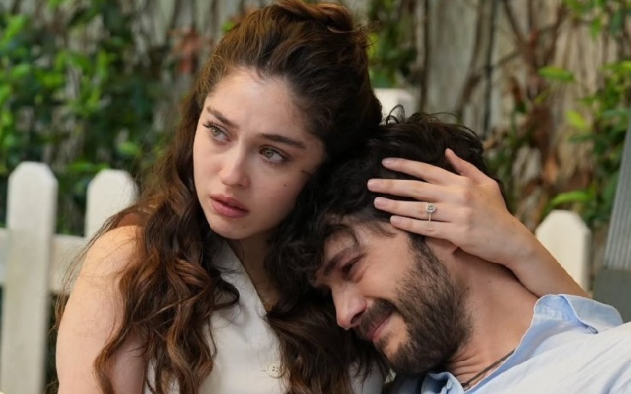 "Leyla"nın aktrisası yeni serialda - FOTO