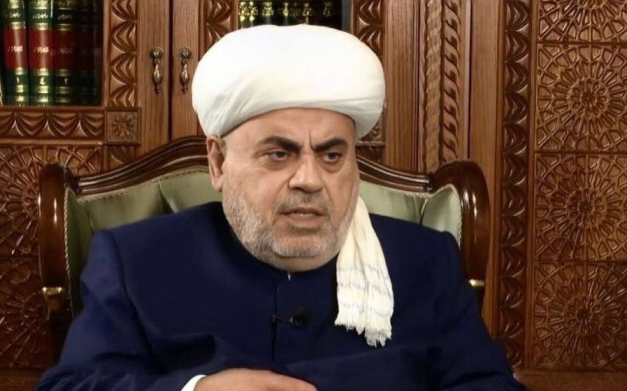 "Onlar bu məsələni siyasiləşdirirlər" - QMİ sədri