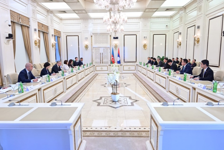 Laos Prezidenti Milli Məclisdə olub - FOTOLAR