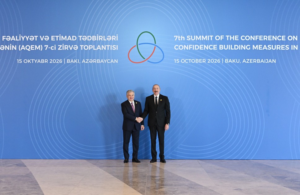 Prezident Bakıdakı Zirvə Toplantısında çıxış etdi - FOTOLAR (YENİLƏNİB)
