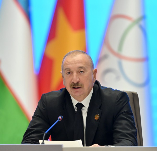 Prezident Bakıdakı Zirvə Toplantısında çıxış etdi - FOTOLAR (YENİLƏNİB)