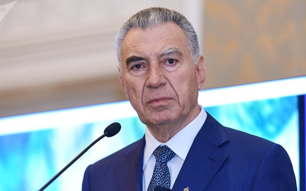 Əli Həsənova yeni vəzifə verilir