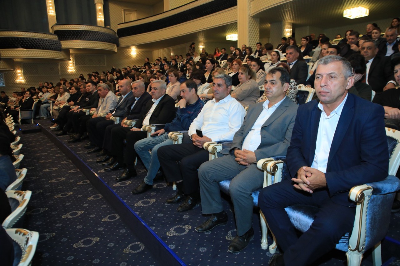 Gəncədə müşavirə keçirildi - FOTOLAR