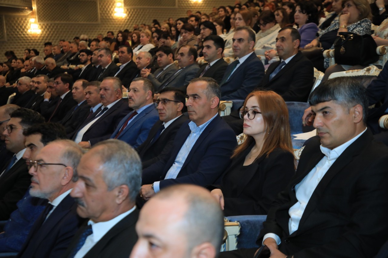 Gəncədə müşavirə keçirildi - FOTOLAR
