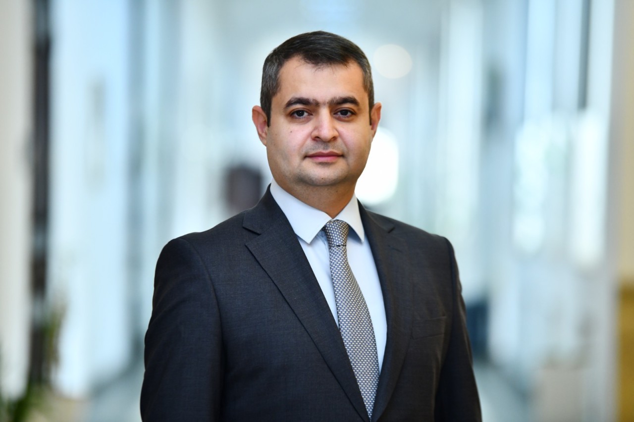 Nazir onu prorektor təyin etdi - FOTO