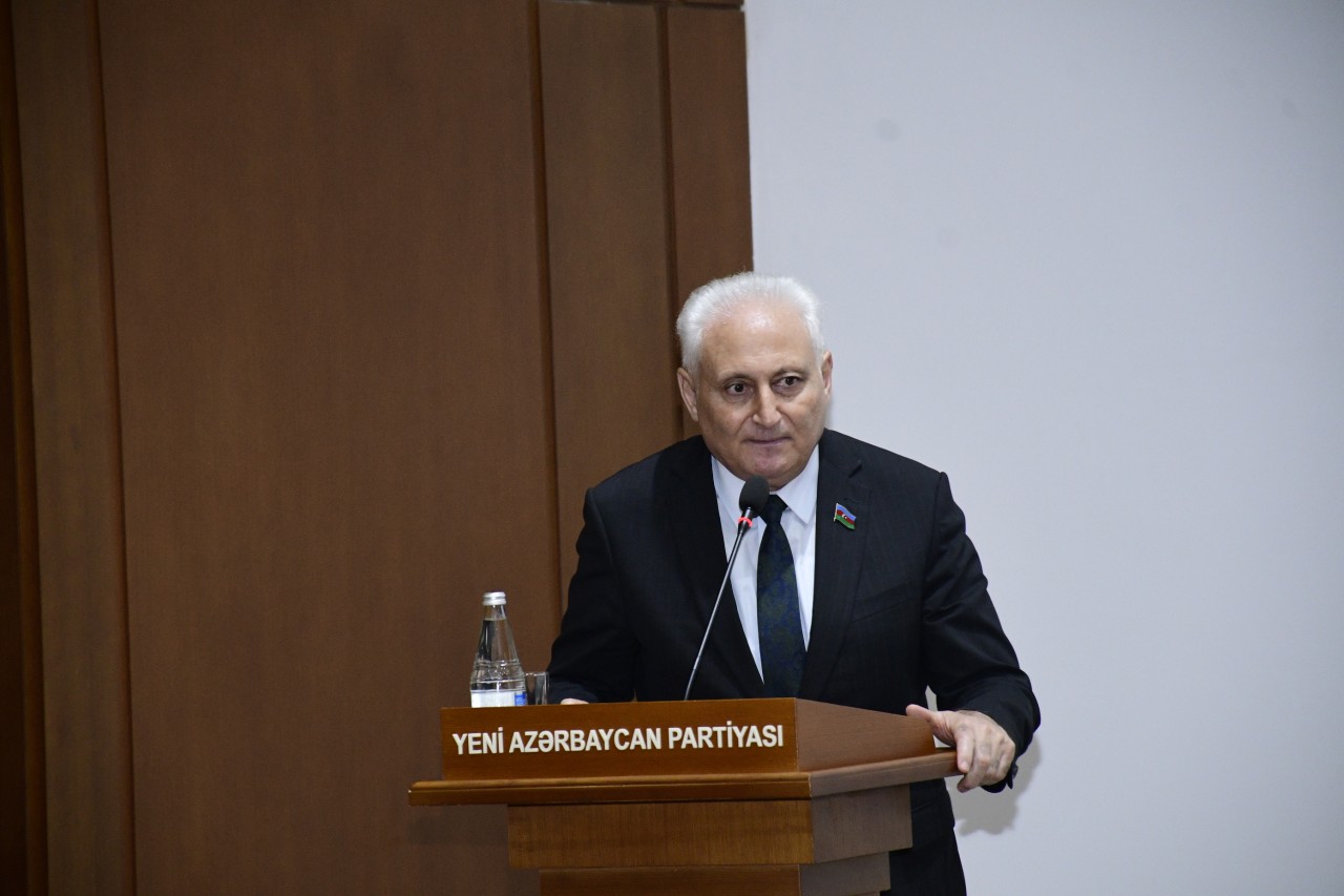 YAP İdarə Heyətinin yeni tərkibdə ilk iclası keçirildi - FOTOLAR