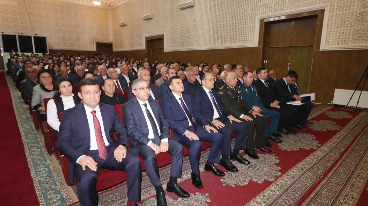 Qazaxda YAP-ın VIII Qurultayından irəli gələn vəzifələr müzakirə olunub - FOTOLAR