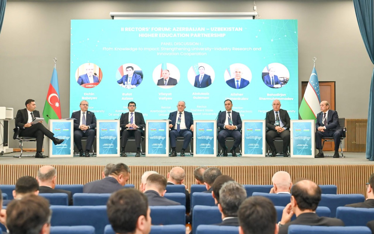 AzTU rektoru İkinci Rektorlar Forumunda çıxış edib - FOTO