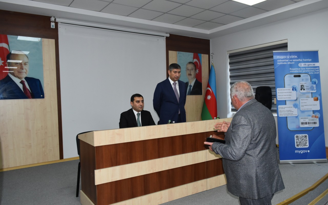 Yasamal RİH başçısı sakinlərlə görüşüb - FOTOLAR