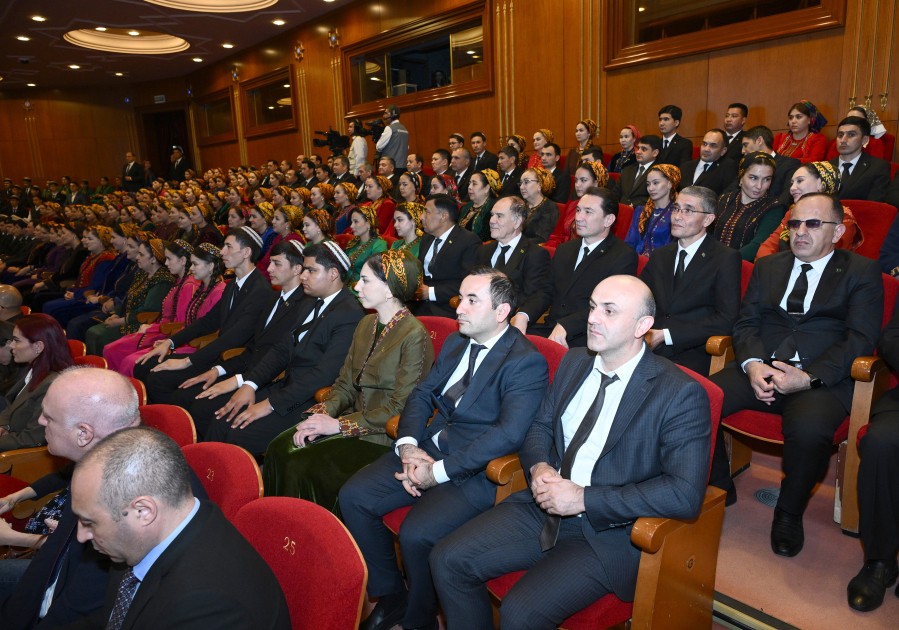 Türkmənistan Dövlət Simfonik Orkestrinin konserti oldu - FOTOLAR