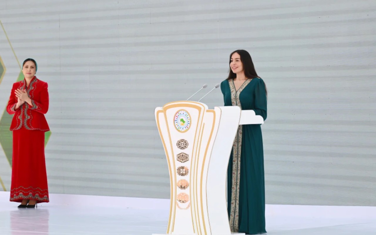 Aşqabadda MAMA “Ana təbiət” beynəlxalq incəsənət sərgisi açıldı - FOTOLAR