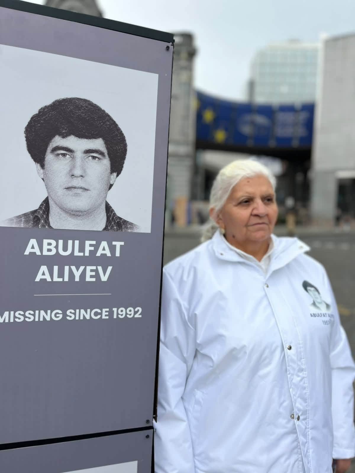 Azərbaycanlı itkin ailələri Avropa Parlamenti qarşısında aksiya keçirdi - FOTOLAR