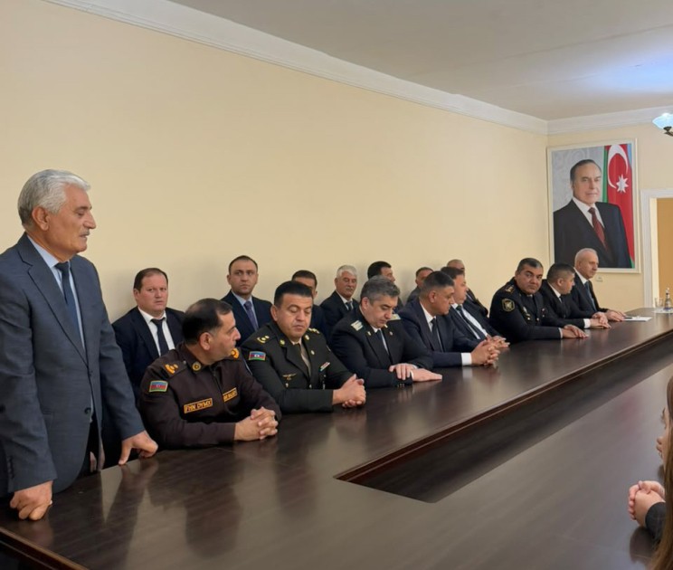 Zeynal Nağdəliyev yeni icra başçısını kollektivə təqdim etdi - FOTOLAR