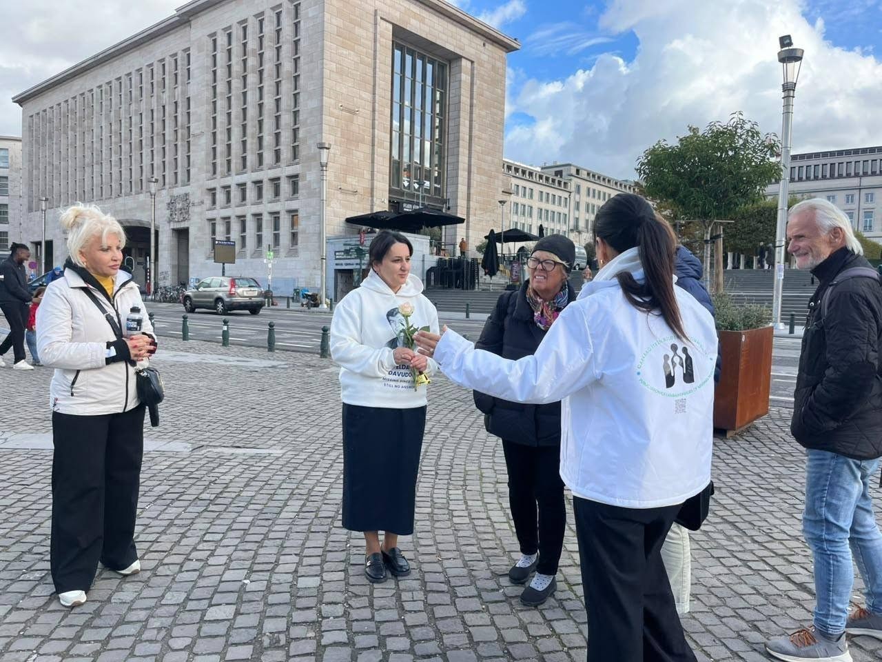 Azərbaycanlı itkin ailələri Brüsseldə silsilə aksiyalar keçirib - FOTOLAR