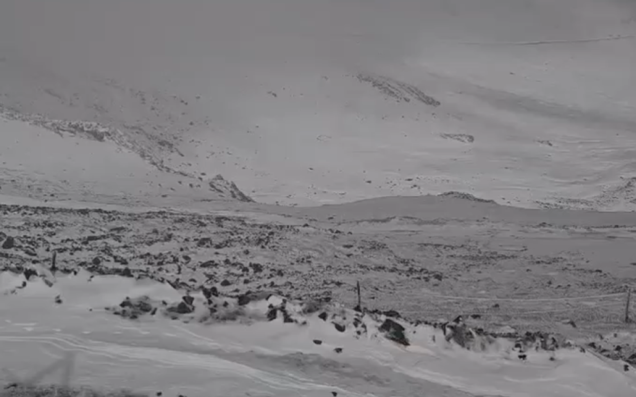 Kəlbəcər və Ordubadın dağlıq ərazilərinə qar yağdı