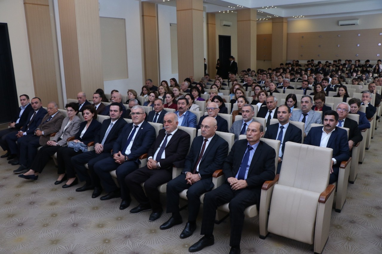 AzMİU-da YAP-ın VIII Qurultayındakı məsələlərlə bağlı müşavirə keçirildi - FOTOLAR