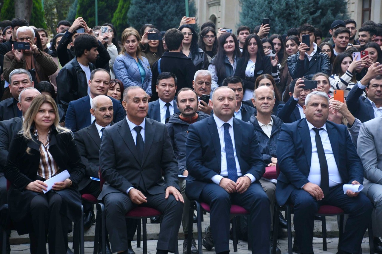 ADAU-da tələbələrin I Beynəlxalq Mədəniyyət Festivalı rəngarəng proqramla yadda qalıb - FOTOLAR