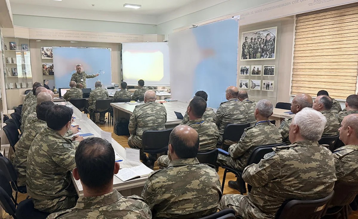 Hərbi vəzifəlilərin təlim toplanışları başa çatdı - FOTOLAR