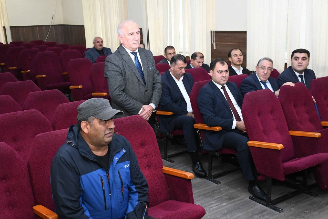 Vaqif Həsənov vətəndaşların növbəti qəbulunu keçirib - FOTOLAR