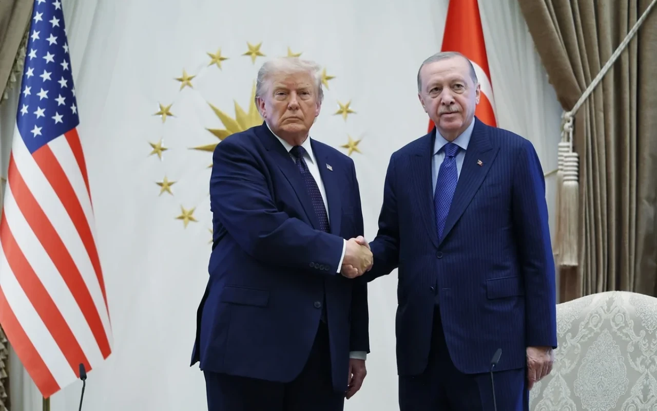 Ərdoğan Trampla qlobal prosesləri müzakirə etdi