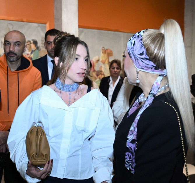 Leyla və Alyona Əliyevalar “ENQRAM” sərgisində - FOTOLAR