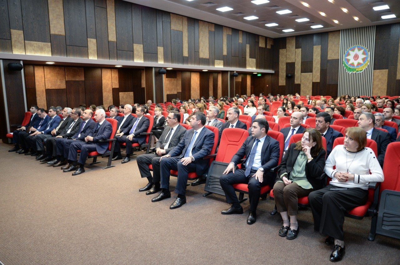 YAP-ın VIII Qurultayından irəli gələn vəzifələr müzakirə olundu - FOTOLAR