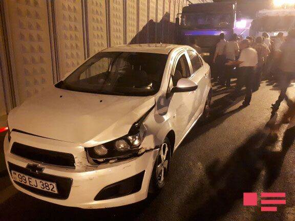 Bakıda yük maşını 9 avtomobilə çırpıldı:   4 nəfər xəsarət aldı - FOTO- YENİLƏNİB