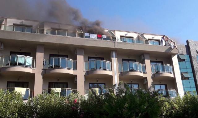 Beşulduzlu hoteldə YANÄžIN:   400 turist təxliyə edildi -  14 nəfər xəsarət aldı (VİDEO-FOTO)