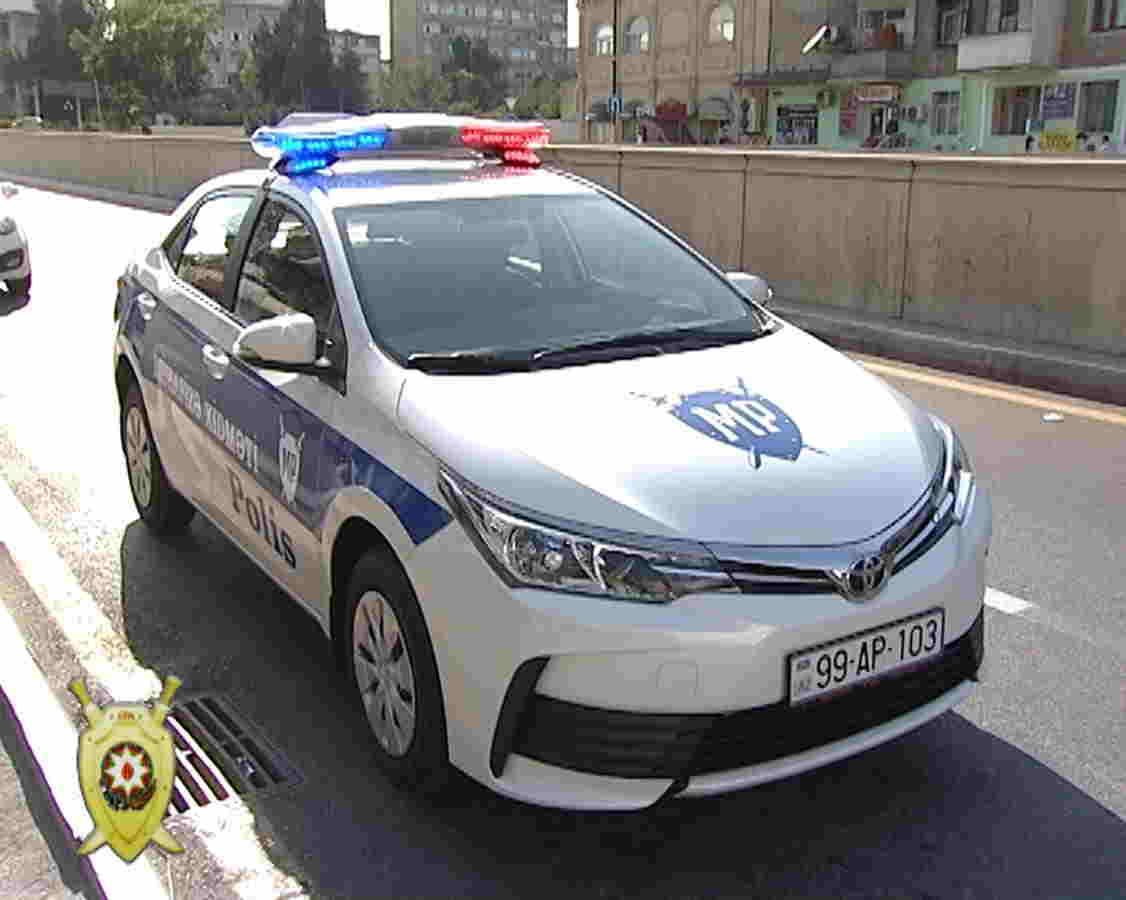 Aptekdən oğurluğa cəhd göstərən şəxs  TUTULDU (FOTOLAR)