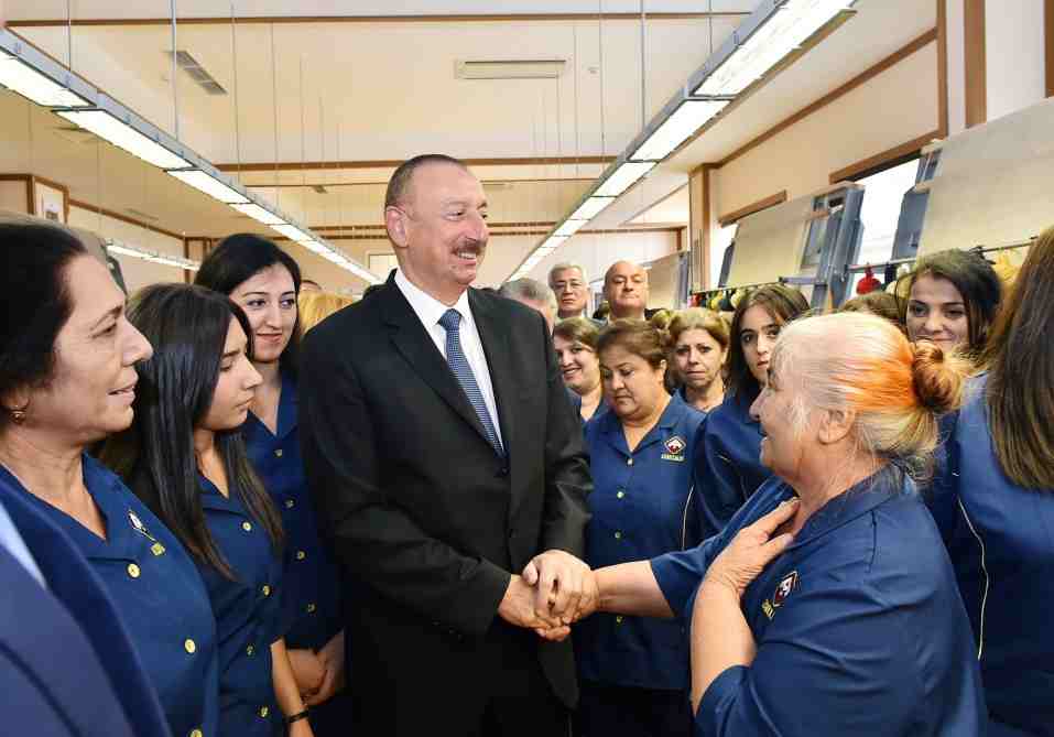 Mən də sizi çox istəyirəm -   Prezidentlə xalçaçılar arasında maraqlı DİALOQ