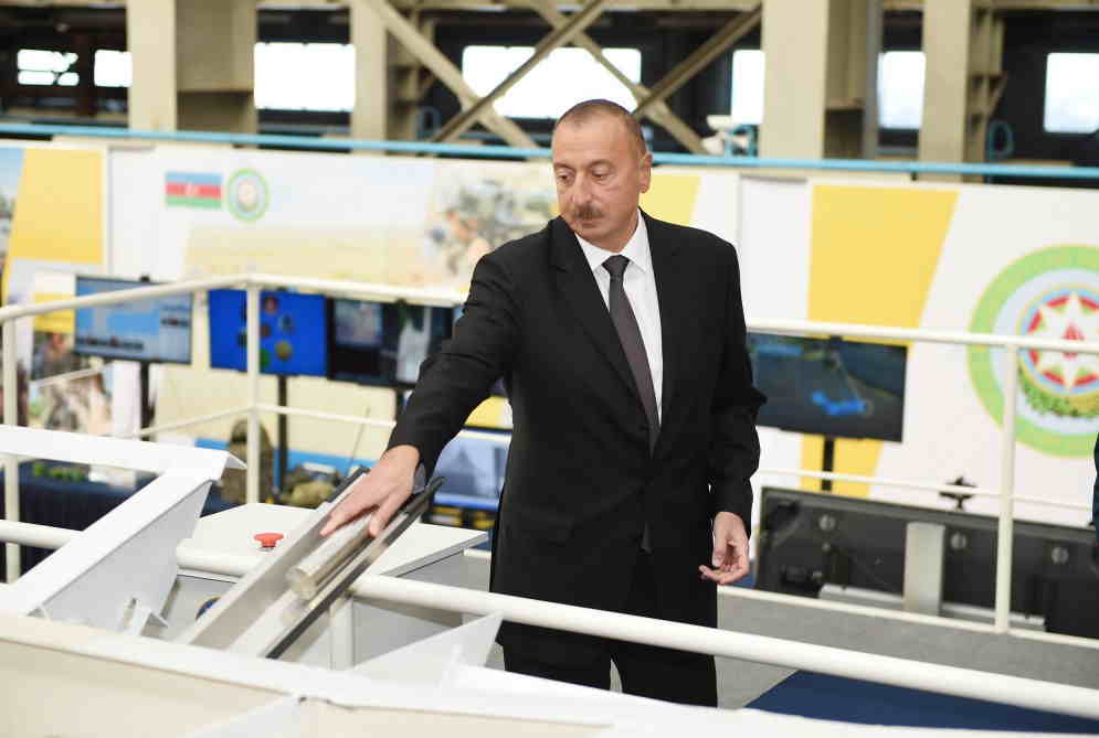 Prezident Tufan tipli    sərhəd gözətçi gəmisində (FOTOLAR-YENİLƏNİB)