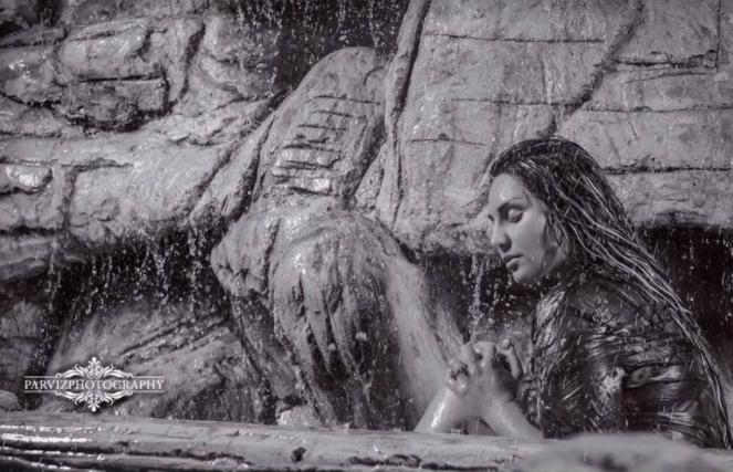 Şəbnəm Tovuzlu bu dəfə suyun altında... - FOTOLAR