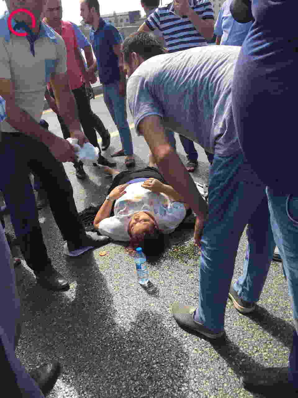 Dərnəgül yolunda sürücü qadını vurdu -  FOTO