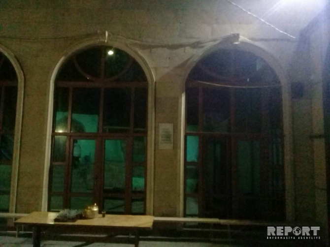 Bakıda OLAY:    Faiq məsciddə namaz qılan şəxsə bıçaqla hücum etdi (FOTO)