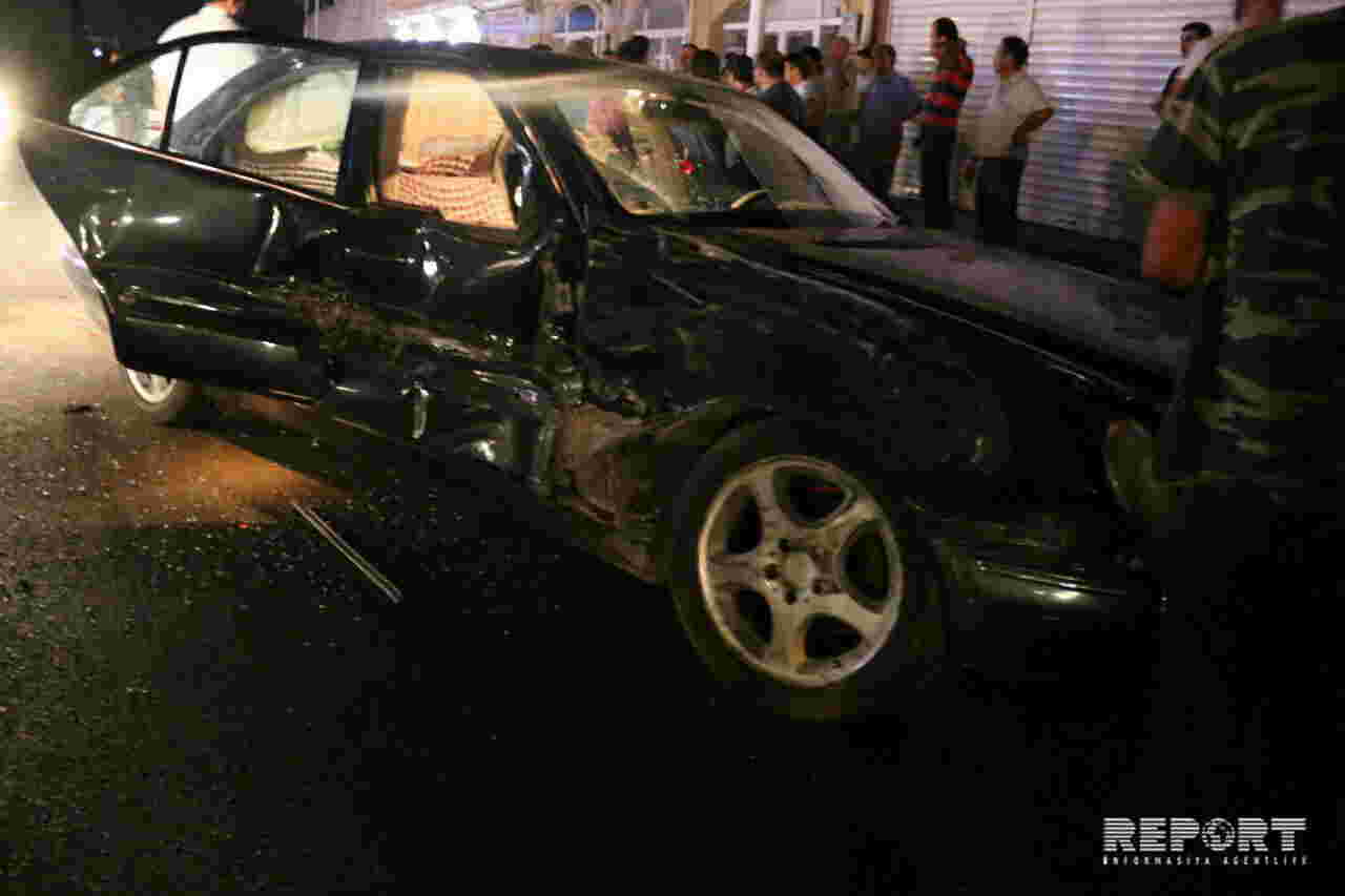 Niva ilə Mercedes-Benz TOQQUŞDU:    XƏSARƏT ALANLAR VAR (FOTOLAR)