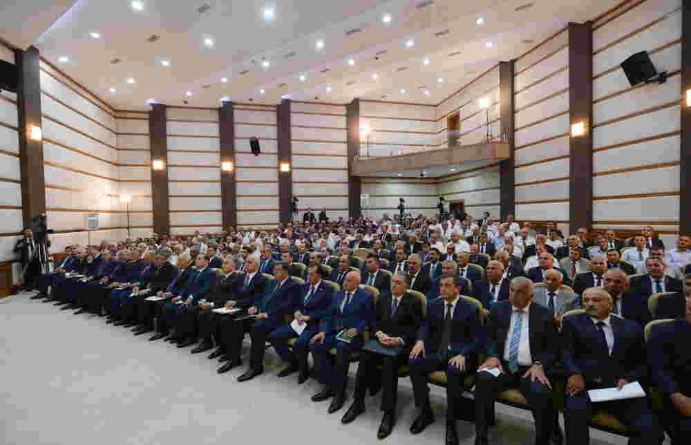 Prezident Lənkəranda məmurları topladı: müşavirə keçirilir - FOTOLAR