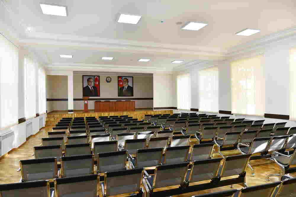 İlham Əliyev    62 saylı məktəb-liseydə (FOTOLAR)