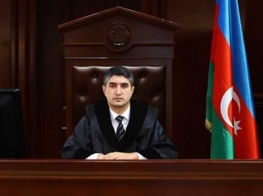 Azərbaycanda bu hakimin    bahalı iti oğurlandı (FOTO)