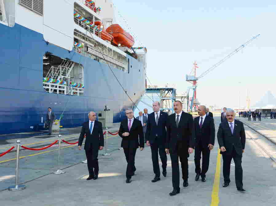 İlham Əliyev   Xankəndi gəmisində (FOTOLAR-YENİLƏNİB)