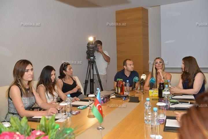 Petek Dinçöz Azərbaycanın birinci xanımından danışdı:  Mehriban Əliyevanın heyranıyam'' -  FOTOLAR