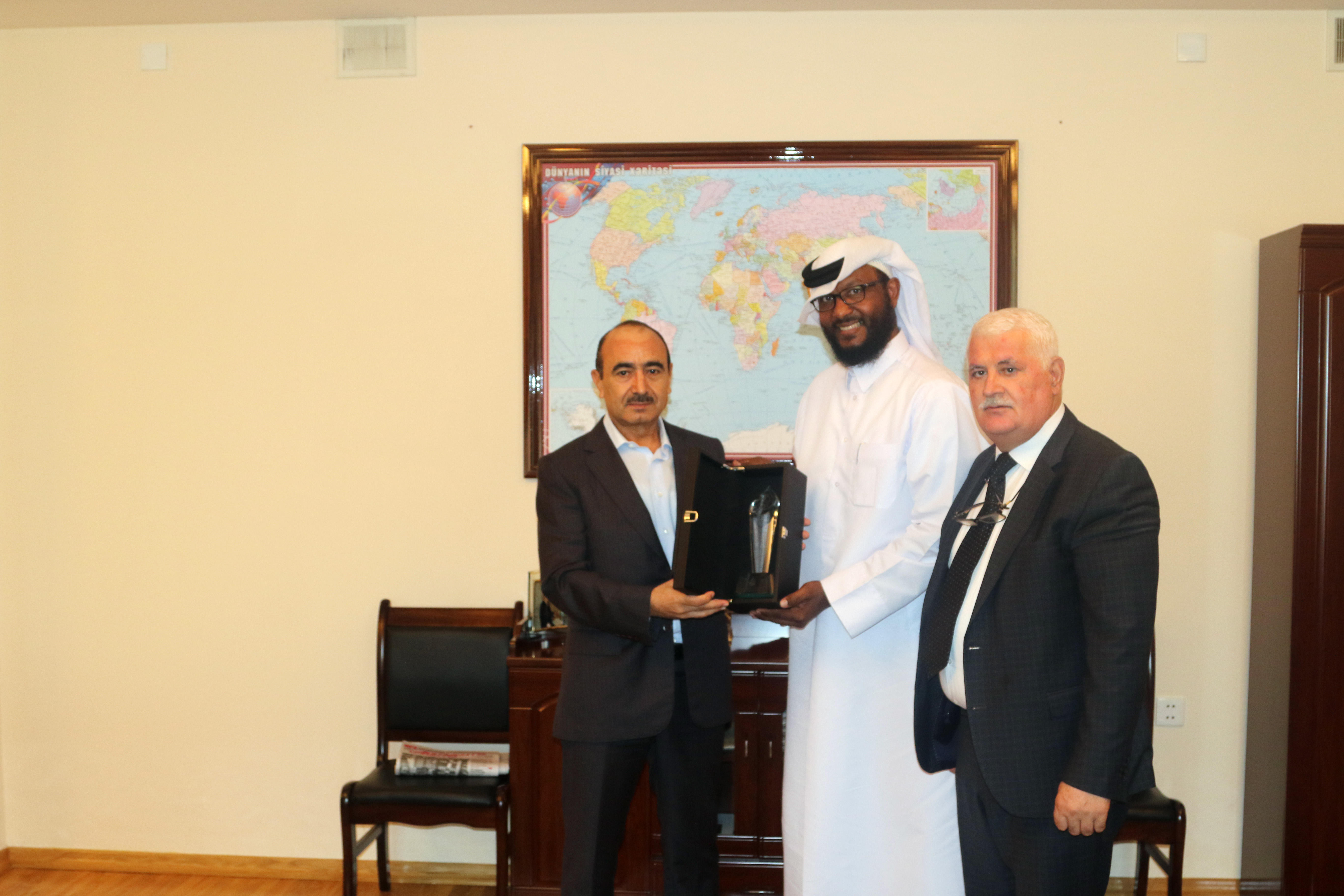 Əl Cəzirənin nümayəndəsi Əli Həsənovla görüşüb -  FOTO