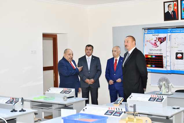 İlham Əliyev   212 saylı məktəbdə (FOTOLAR)