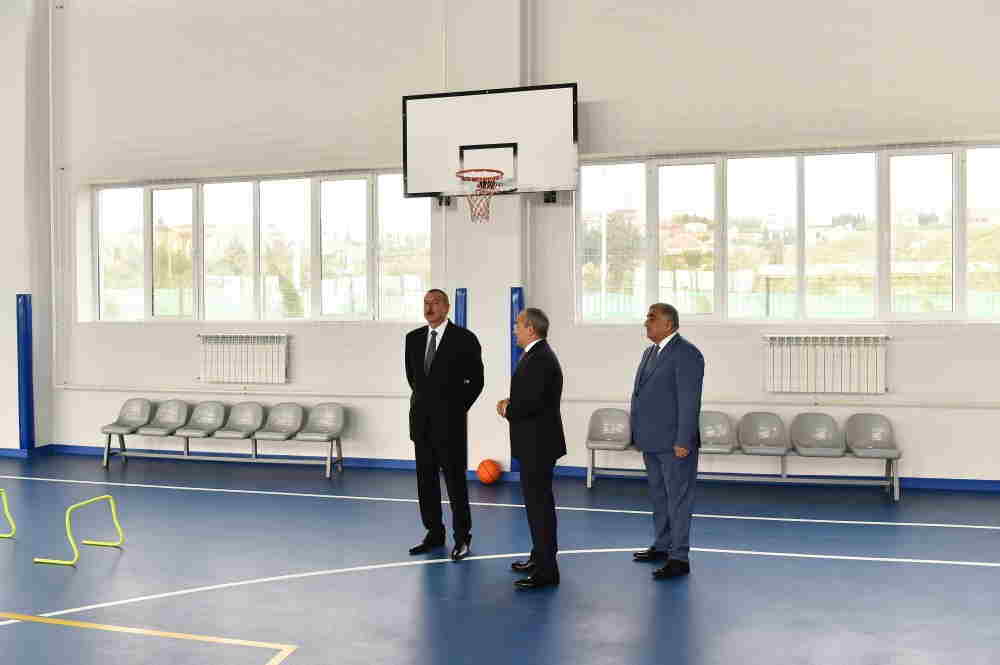 Mikayıl Cabbarov Prezidentə  İdman bazasını təqdim etdi - FOTOLAR-YENİLƏNİB