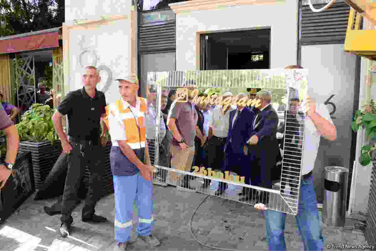 Hacıbala Abutalıbov ermənilərin    KAFESİNİ BAÄžLATDIRDI - FOTOLAR