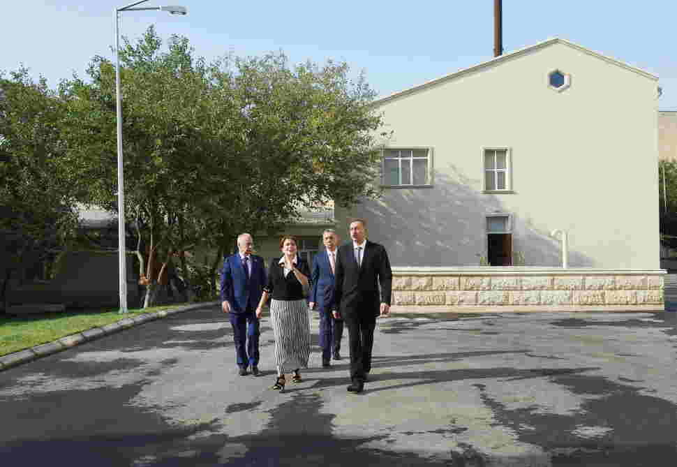 Hacıbala Abutalıbov Prezidentə   bu məktəbləri təqdim etdi (FOTOLAR-YENİLƏNİB)