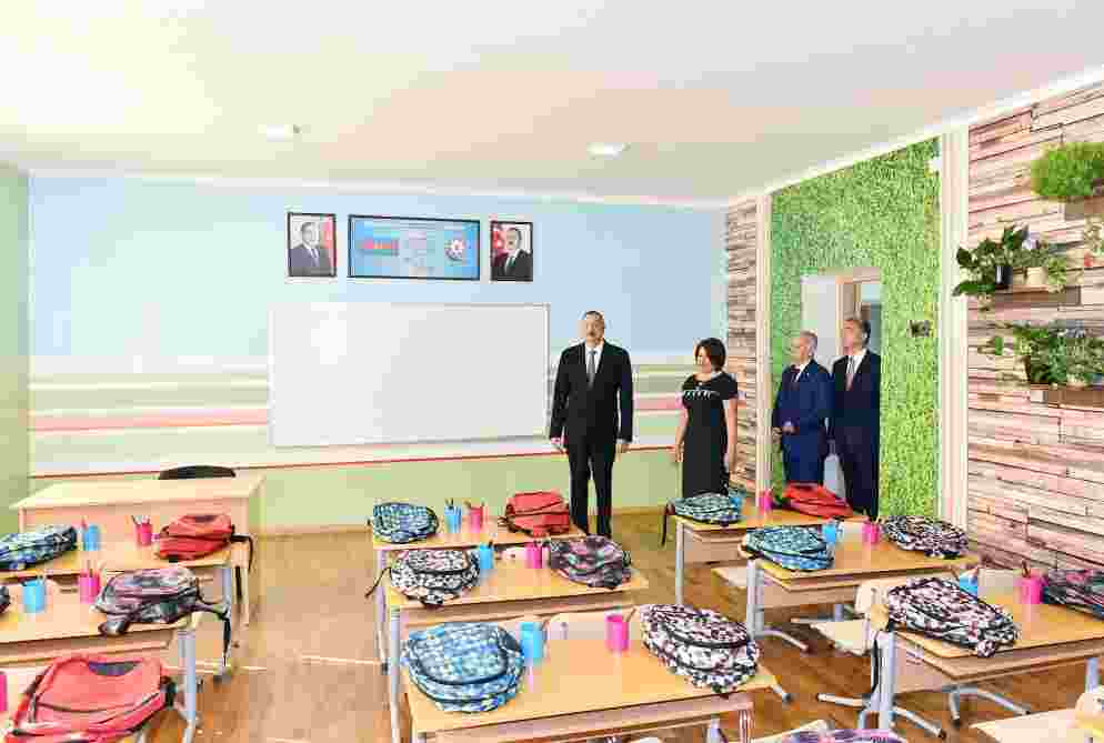 İlham Əliyev 162 nömrəli məktəbdə -   YENİLƏNİB-FOTO